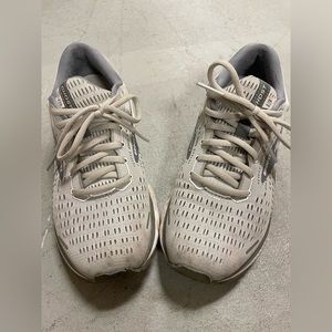 Women’s Brooks Ghost Running Shoes